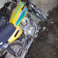 موتور هوندا125 مدل 95 پنج دنده استارتی