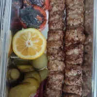 استخدام نیروی سالن کار در جهت رستوران