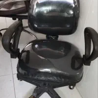 میز و صندلی در حد نو
