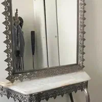 آینه و کنسول