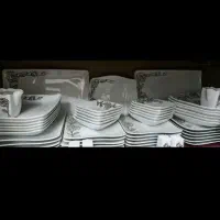 چینی ۱۲نفره کامل بدون استفاده