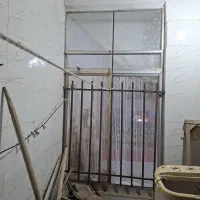 پنجره آلومینیوم جنس قدیم با شیشه هاش بفروش میشه