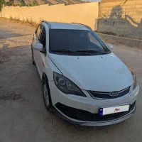 ام وی ام ۳۱۵ هاچبک