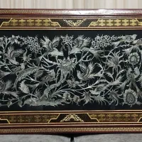 تابلو قلم‌زنی با قاب خاتم