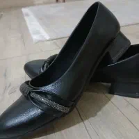 کفش زنانه کاملا سالم و تمیز