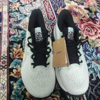 کتونی  مردانه Asics ویتنام  نو و اصلا استفاده نشده