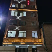 واحد اپارتمان۱۵۰متری توس۷۷سه خواب