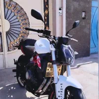 بنلی ۳۰۰ دوسیلندر ۹۸ نیوفیس