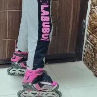 اسکیت صورتی