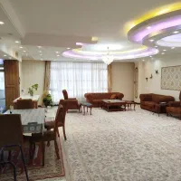 185-متر-خوش-نقشه-و-غرق-در-نور-و-زیبایی