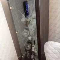 بوفه با طبقه شیشه