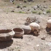 رمز گشایی اثار و علائم.