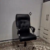صندلی مدیریتی اپشنال