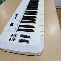 میدی کیبورد  کارت صدا و میکروفن حرفه ای کم کار