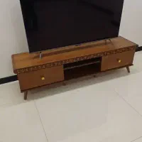 میز تلویزیون در حد نو
