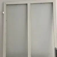 در و نرده آهنی سالم