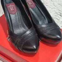 دو مدل کفش پاشنه بلند سایز ۳۷