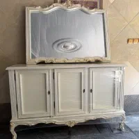 میزکنسول عرض۱۴۰همراه آینه چوبی سرگل ورق طلا۱۸ملیون