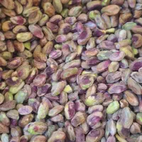 مغز پسته دست شکن درجه یک