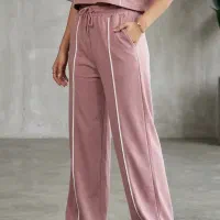 لباس زنانه و بچگانه