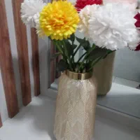 گل و گلدون زیبا