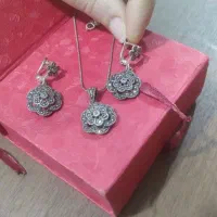 نیم ست گردنبند و گوشواره نقره