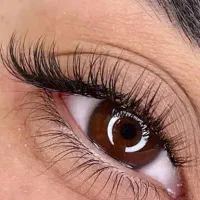 لیفت ابرو و کاشت مژه