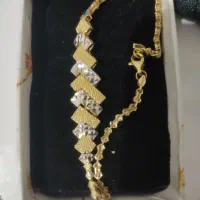 دستبند.