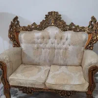 مبل  سلطنتی