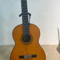 گیتار یاماها C70 + اموزش خصوصی