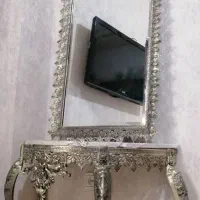 آینه و کنسول