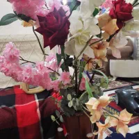 گلدان وگل زیبا