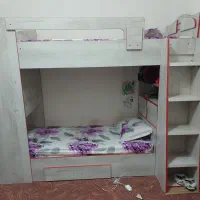 تخت خواب دو طبقه کم استفاده شده
