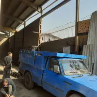 راننده نیسان آهن فروشی
