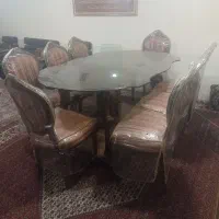 میز غذا خوری ۸نفره در حد نو