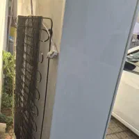 یک دستگاه یخچال فریزر جنرال استیل سالم