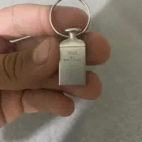 فلش ۱۶ گیگ