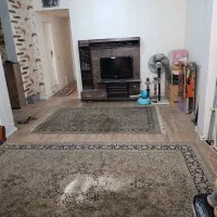 اجاره مغازه لاله زار  ، ۱۱ متری با طبقه ی ۴/۵ متری