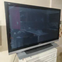 تلویزیون 100اینچ