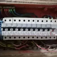 برقکار،برقکاری،سیم کش، رفع اتصالی و قطعی،سیم کشی
