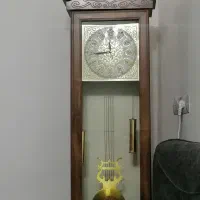 ساعت پایه دار زیبا