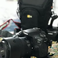 دوربین حرفه ای canon 90d
