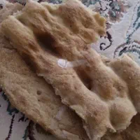 نان خشک خانگی