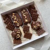 باکس شکلات گردویی (مناسب هدیه)