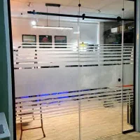 تعمیرات و اجرای شیشه سکوریت و کرکره برقی
