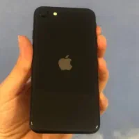 آیفون se 2020