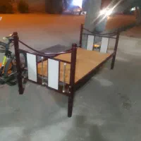 تخت تک نفره
