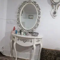 آیینه و کمد در حد نو سالم