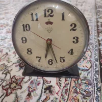 ساعت آنالوگ قدیمی کلکسیونی