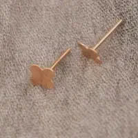 گوشواره میخی ۵۱۰ سوت کاملا نو